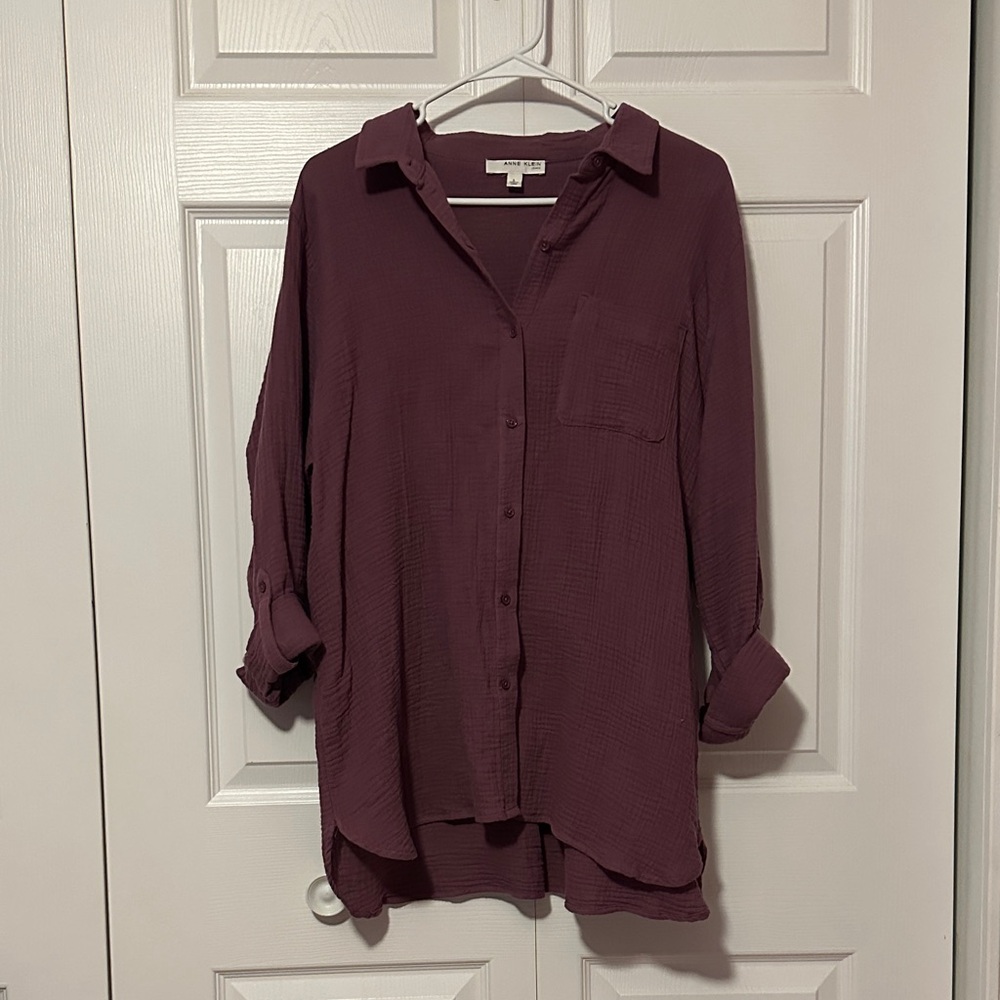 Anne Klein Women's Button Down Shirt - Burgundy